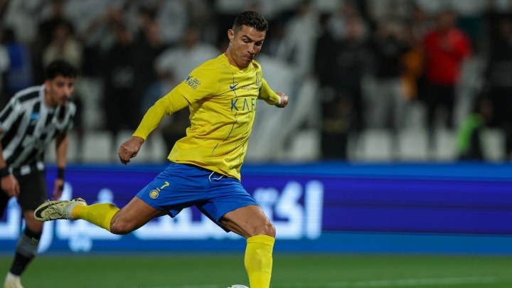 Suspenden por un partido a Cristiano Ronaldo tras gesto obsceno en Arabia Saudita